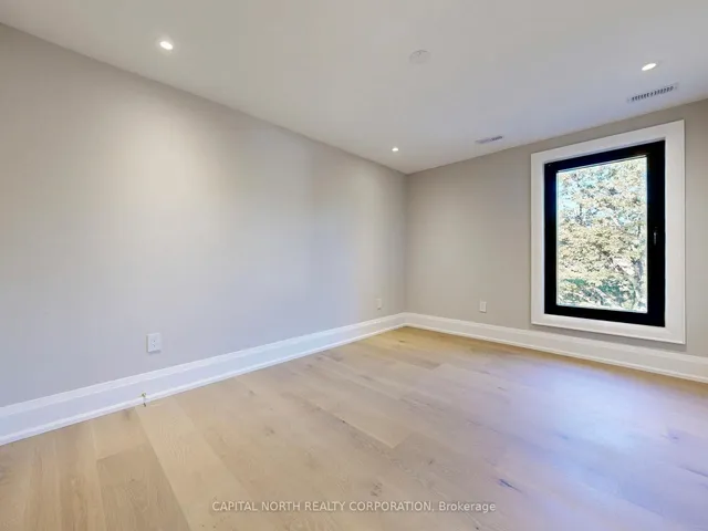 Additional image 31 of 2 Inglis Gate