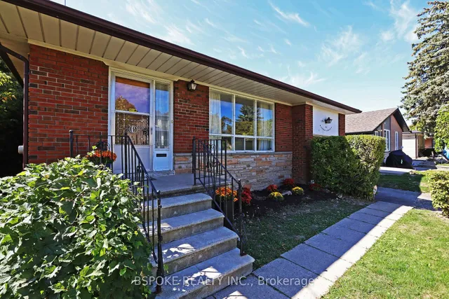 Additional image 4 of 54 Warner Ave