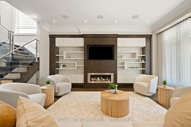 Additional image 8 of 316 Churchill Ave