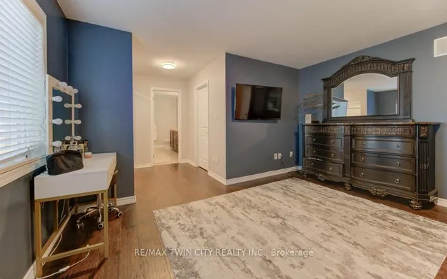 Additional image 20 of 231 Grovehill Cres