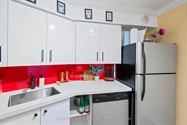 Additional image 25 of 270 Queens Quay Unit 704