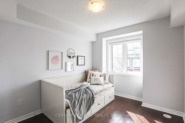 Additional image 15 of 12 Eaton Park Lane Unit 3