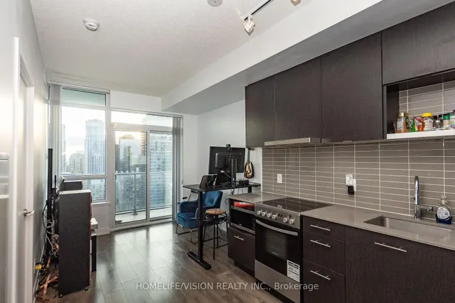 Additional image 10 of 365 Church St Unit 2801