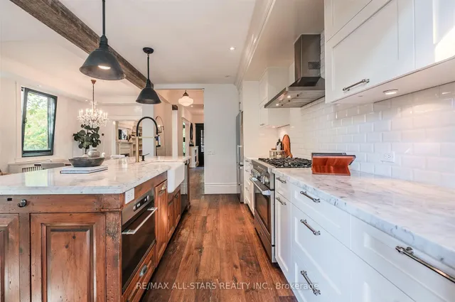 Additional image 15 of 151 Balsam Ave