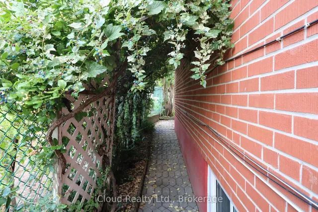 Additional image 37 of 61 Rockbank Cres