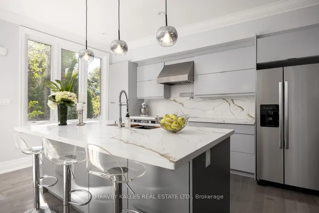 Additional image 5 of 108 Shaftesbury Ave