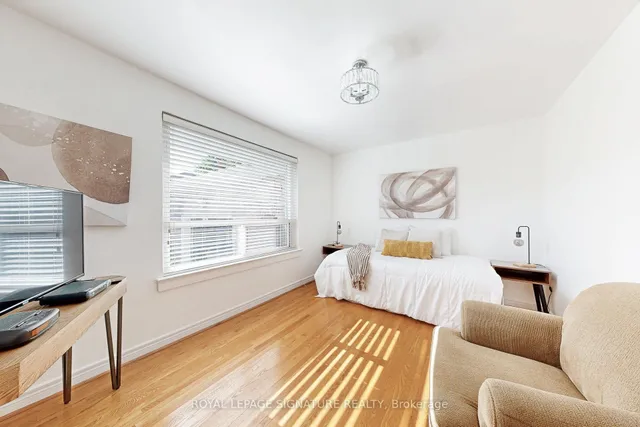 Additional image 21 of 78 Langholm Dr