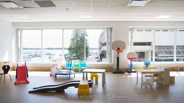 Additional image 38 of 10 Queens Quay Unit 1410