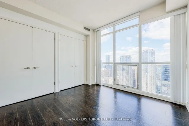 Additional image 18 of 21 Carlton St Unit 4205