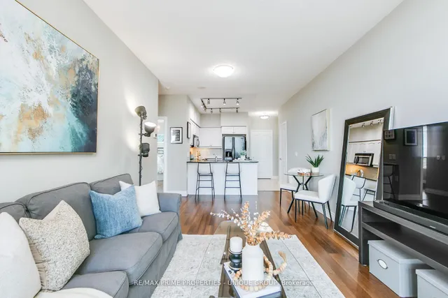 Additional image 4 of 319 Merton St Unit 904