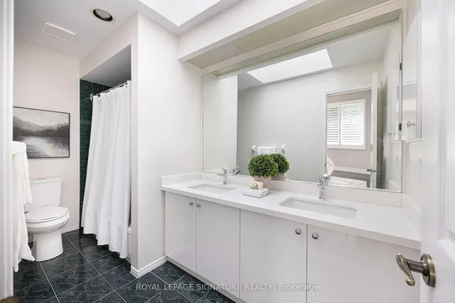 Additional image 29 of 77 Canongate Tr