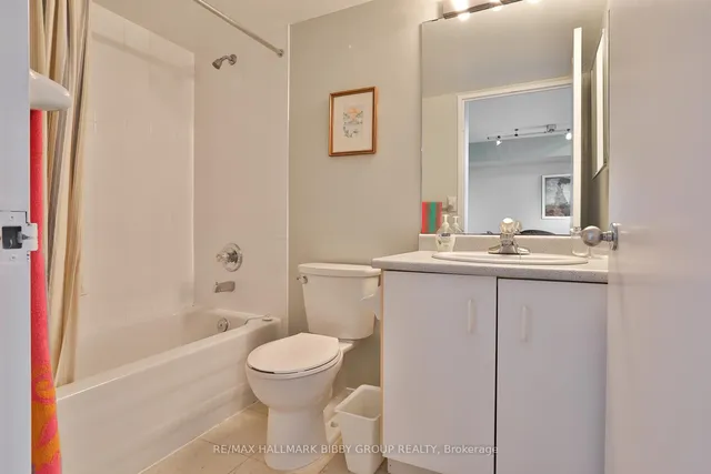 Additional image 14 of 39 Parliament St Unit 1007