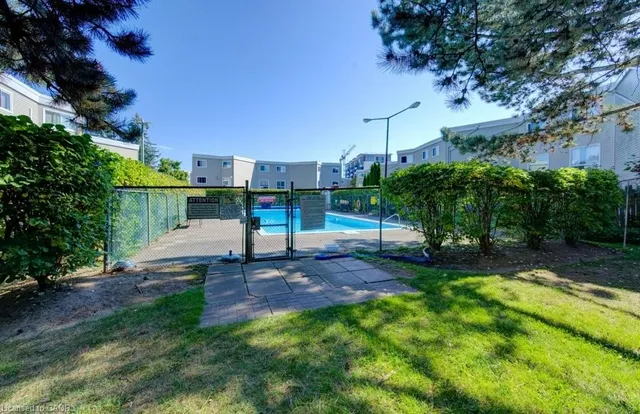 Additional image 44 of 60 Elmsdale Dr Unit 38