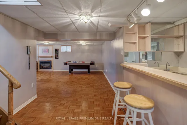 Additional image 36 of 41 Whitley Ave