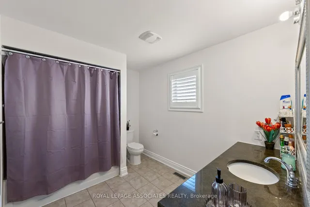 Additional image 22 of 47 Whiteway Crt