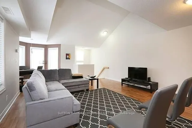 Additional image 2 of 12 Brian Peck Cres Unit 301