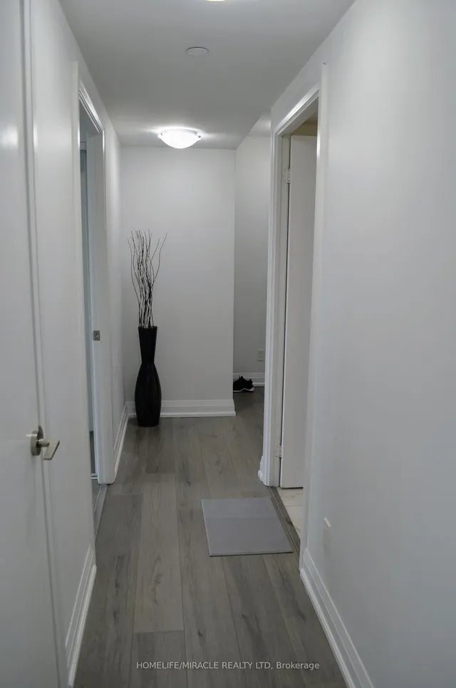 Additional image 25 of 1461 Lawrence Ave Unit 1305