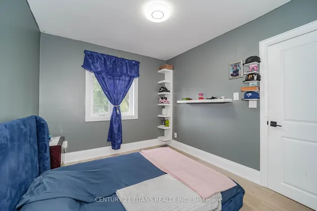 Additional image 25 of 42 Pixley Cres