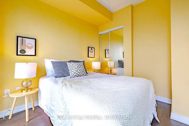 Additional image 12 of 1 Yorkville Ave Unit 4009