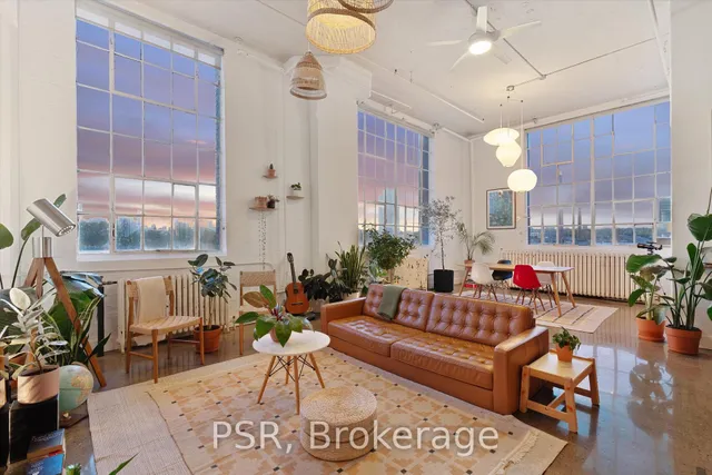 Additional image 11 of 245 Carlaw Ave Unit 400