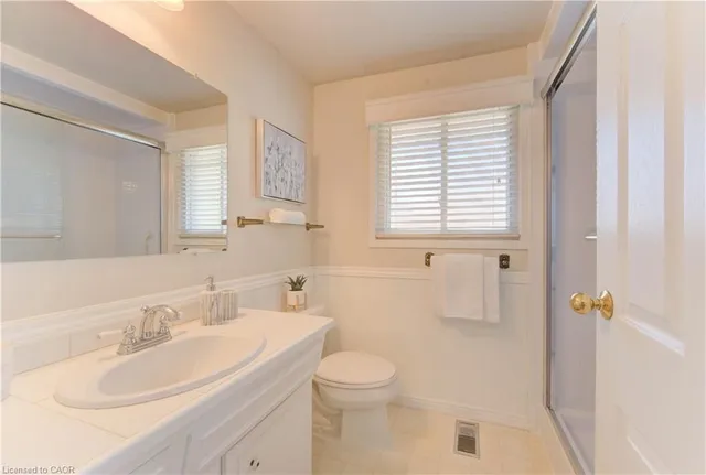 Additional image 23 of 26 Lewis Cres