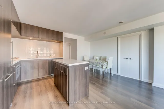 Additional image 8 of 155 Yorkville Ave Unit 2213