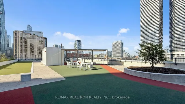 Additional image 38 of 28 Freeland St Unit 1802