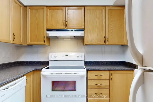 Additional image 26 of 211 Randolph Rd Unit 310