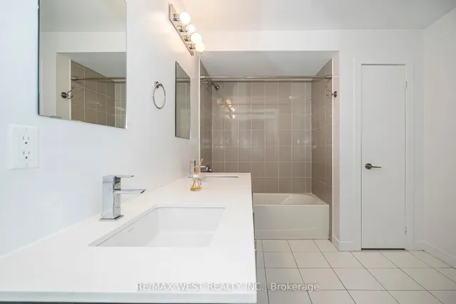 Additional image 36 of 2061 Weston Rd Unit 32