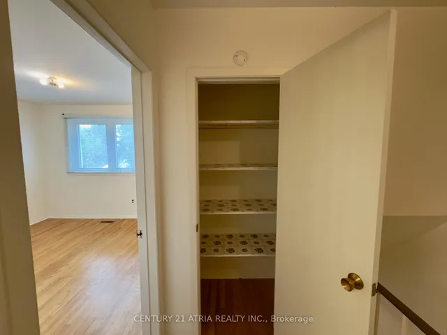 Additional image 31 of 35 Sonmore Dr