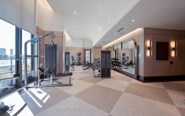 Additional image 47 of 10 In On The Park Dr Unit 105