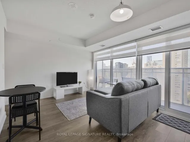 Additional image 3 of 89 McGill St Unit 1912