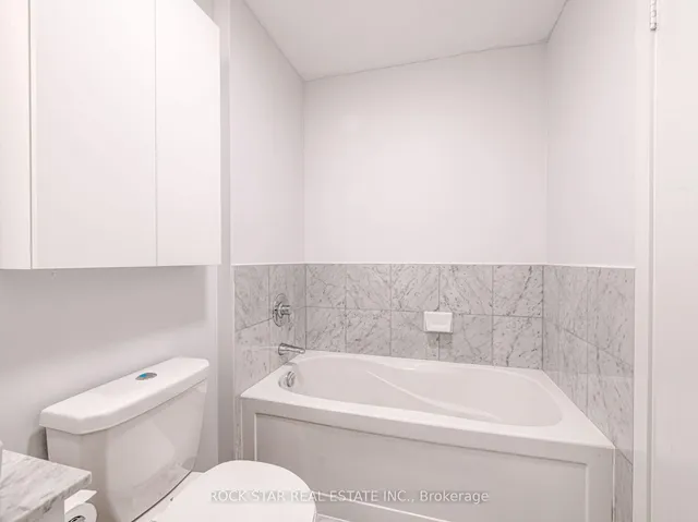 Additional image 26 of 55 Bremner Blvd Unit 4501