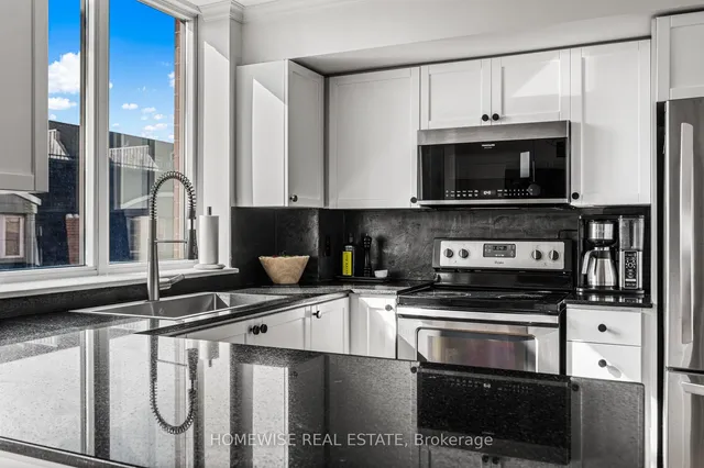 Additional image 3 of 1369 Bloor St Unit 404