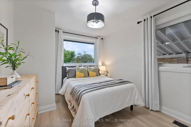 Additional image 24 of 18 Lavington Dr