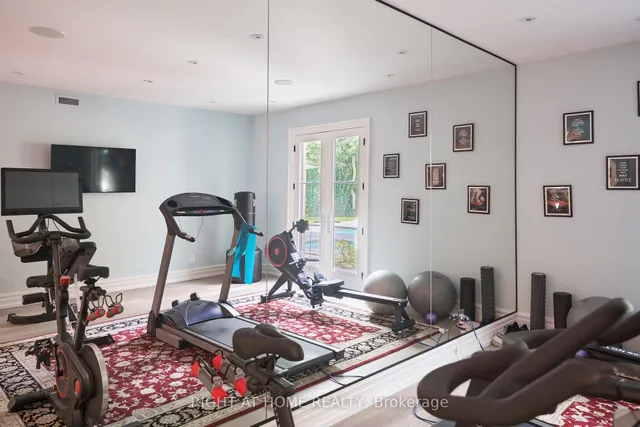 Additional image 25 of 1305 Royal York Rd