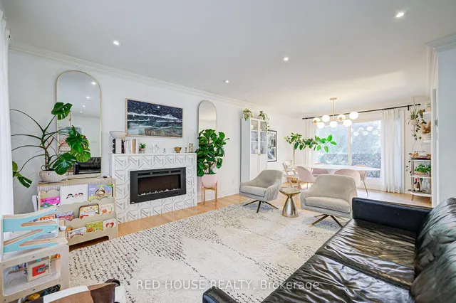 Additional image 7 of 211 Torresdale Ave