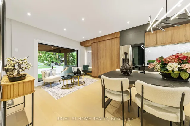 Additional image 44 of 35 Woburn Ave