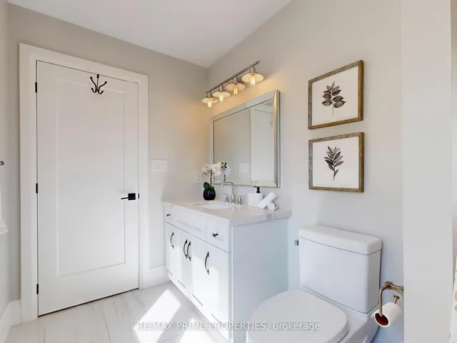 Additional image 17 of 116 Pinegrove Ave