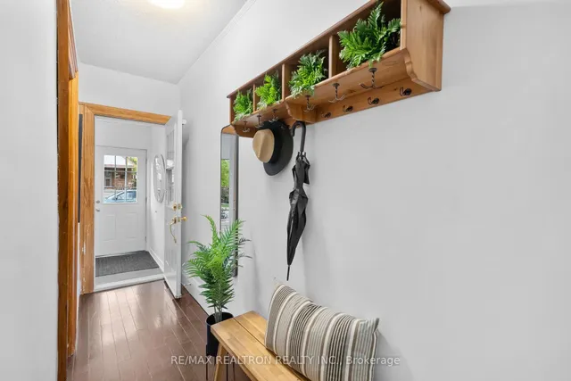 Additional image 5 of 259 Gowan Ave