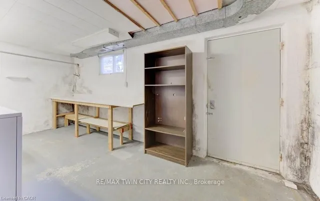 Additional image 36 of 12 Old York Cres