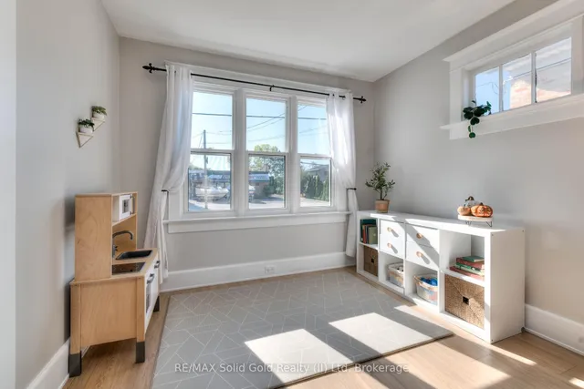 Additional image 13 of 33 Bloomingdale Rd