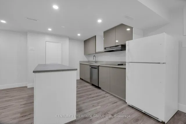 Additional image 34 of 43 Howell Sq