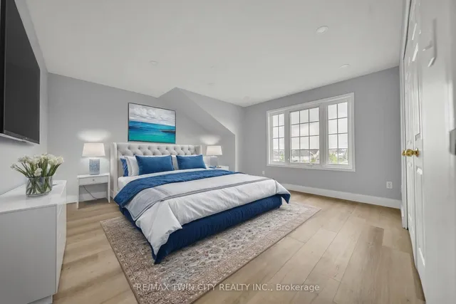 Additional image 19 of 698 Activa Ave