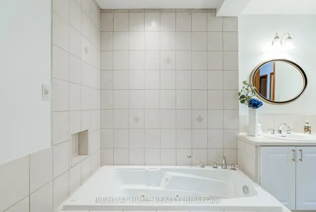 Additional image 24 of 22 Rainier Sq