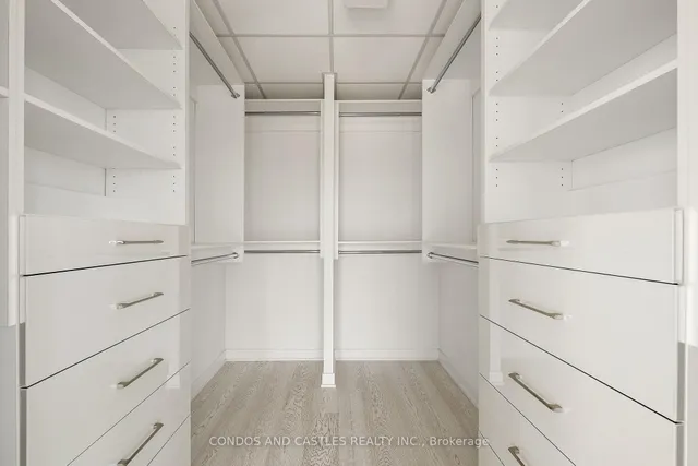 Additional image 29 of 90 Park Lawn Rd Unit 2905