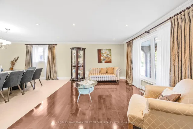 Additional image 9 of 154 Fairglen Ave