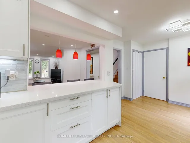 Additional image 18 of 75 Mossbrook Cres