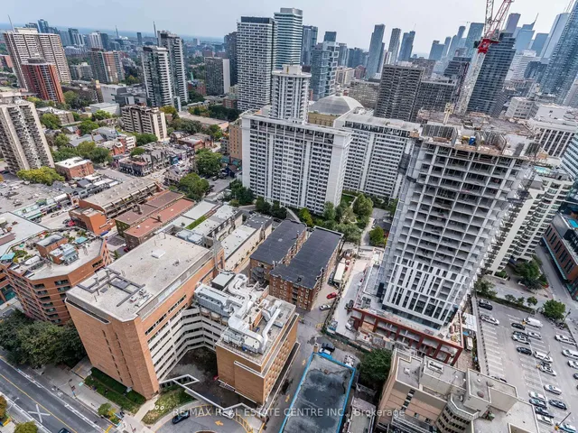 Additional image 31 of 28 Wellesley St Unit 3302