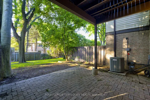 Additional image 36 of 76 English Ivy Way